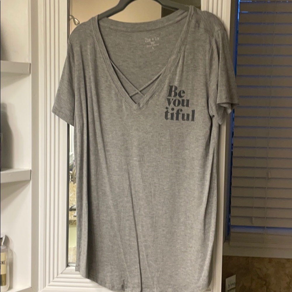 Zoe + Liv women’s shirt
